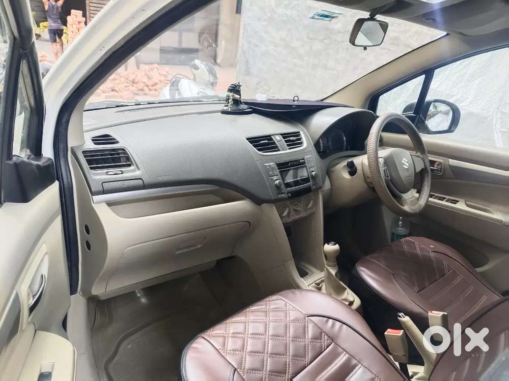 Maruti Suzuki Ertiga 2018 Cng & Petrol 75000 Km Driven