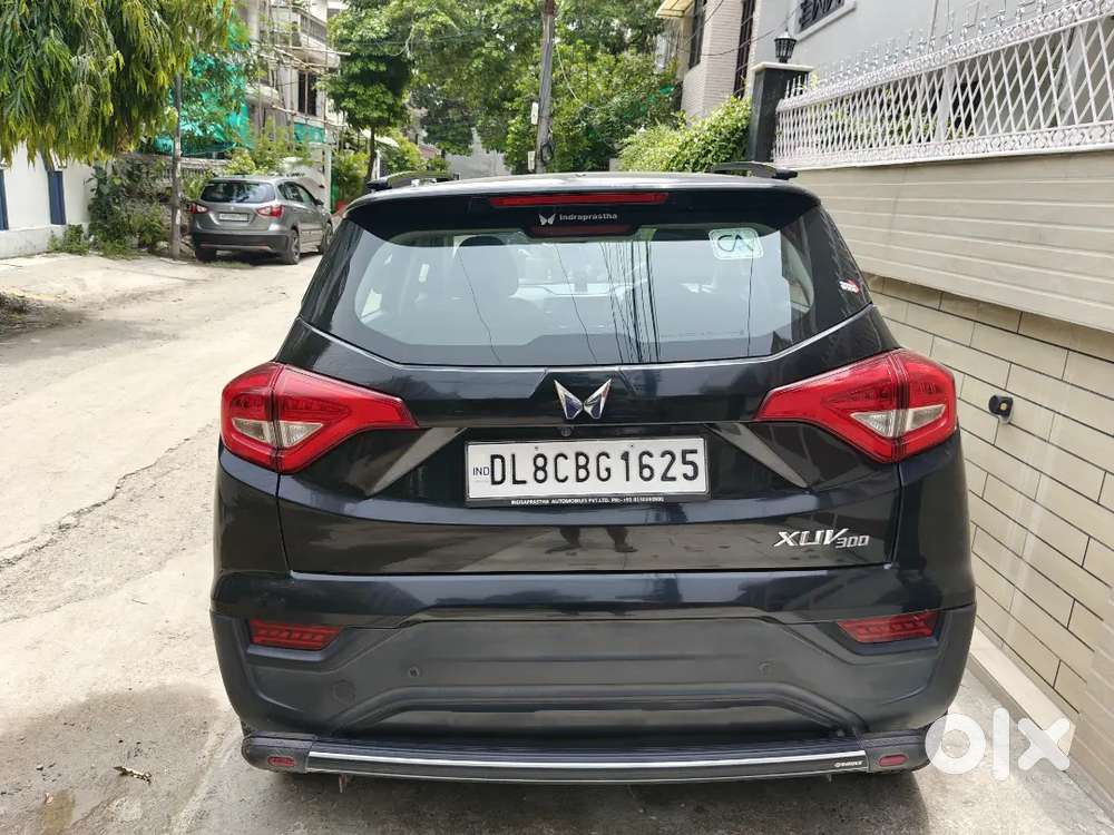 Mahindra Xuv300 Petrol 2023 September Manufacturing