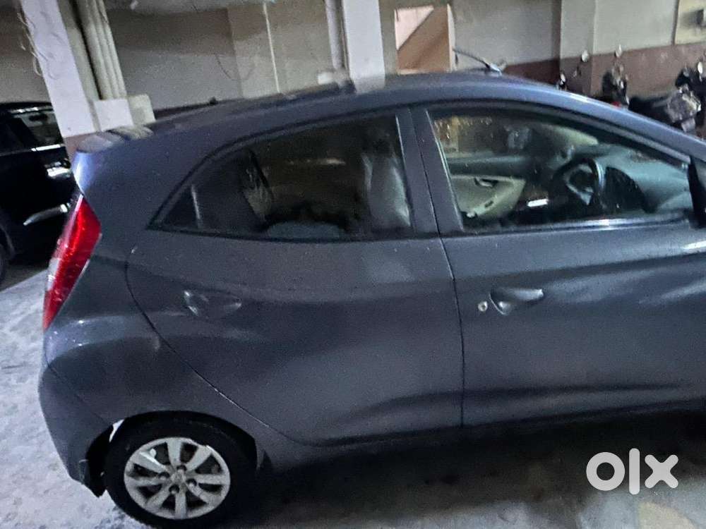 Hyundai Eon 2011 Petrol 120000 Km Driven