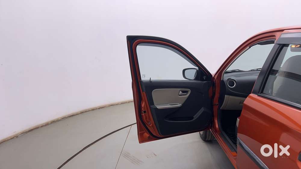 Maruti Suzuki Alto K10 Vxi, 2017, Petrol