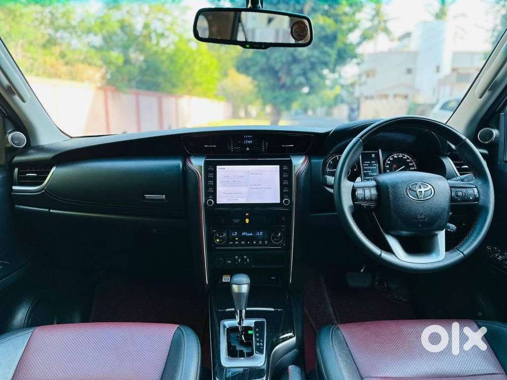 Toyota Fortuner Legender 4x2 At 2.8, 2025, Diesel