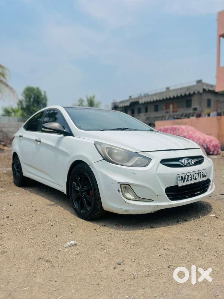 Hyundai Fluidic Verna 2011