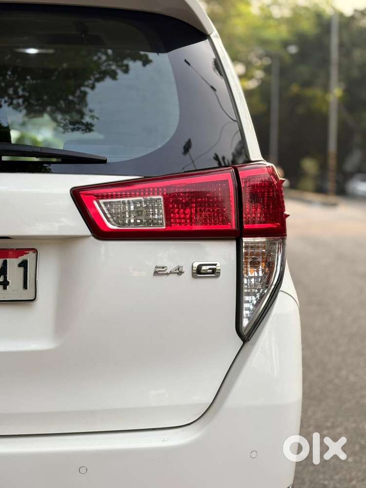 Toyota Innova Crysta 2.4 Gx Mt, 2022, Diesel