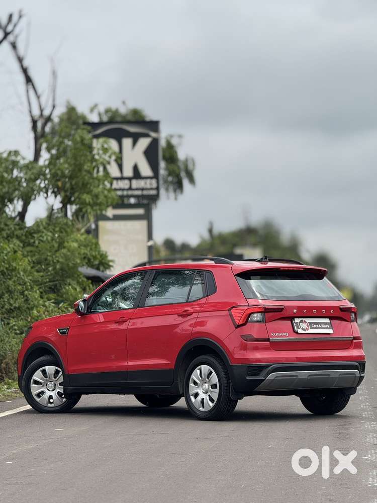 Skoda Kushaq 1.0 Tsi Active, 2022, Petrol