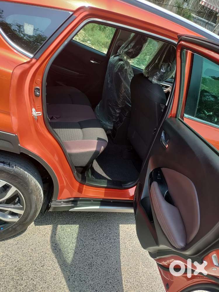 Toyota Urban Cruiser Taisor V 1.0 Petrol At, 2024, Petrol