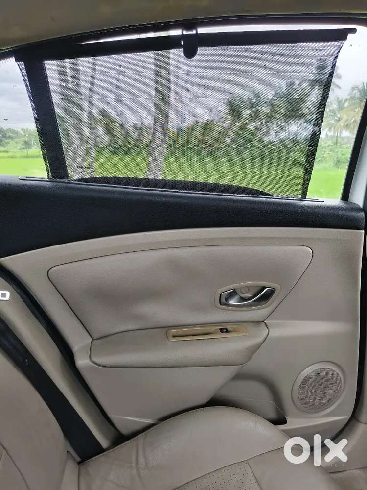Renault Fluence Diesel Manual 2012