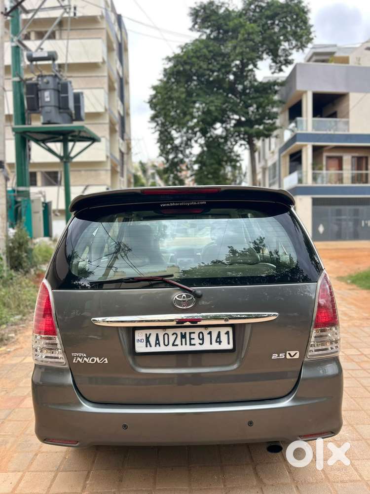 Toyota Innova 2.5 Vx 7 Str Bs-iii, 2010, Diesel