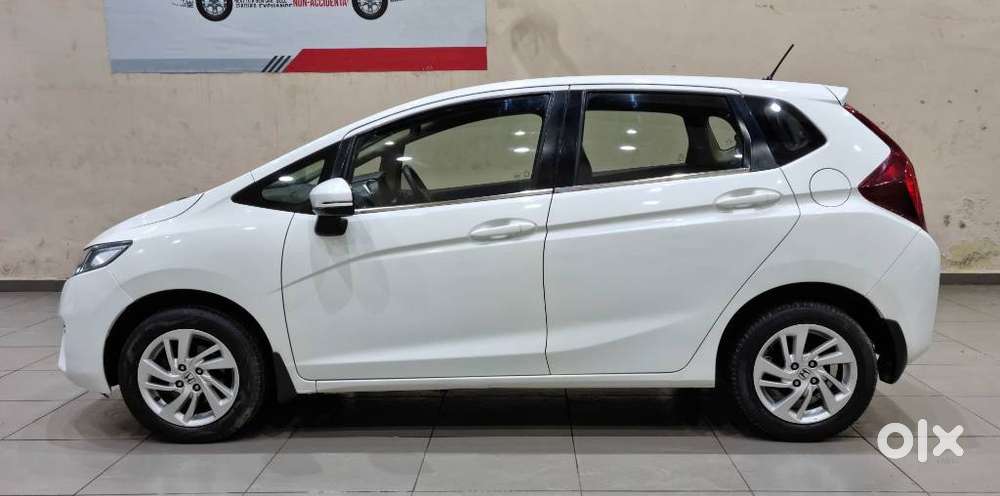 Honda Jazz V Cvt, 2017, Petrol