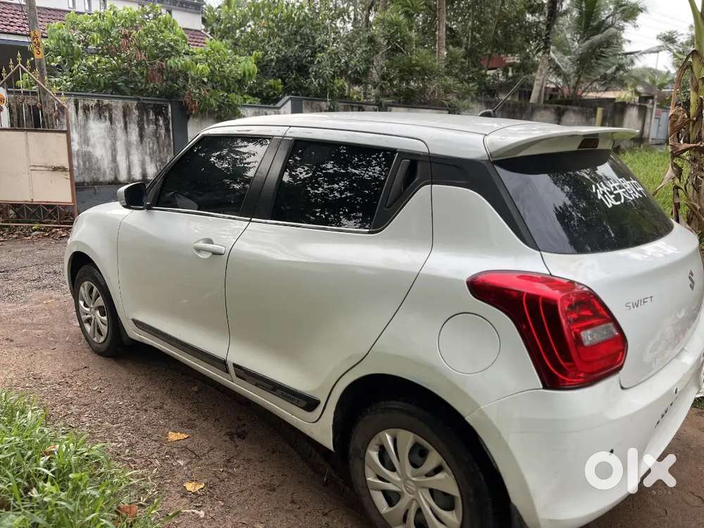 Maruti Suzuki Swift Vxi 2018