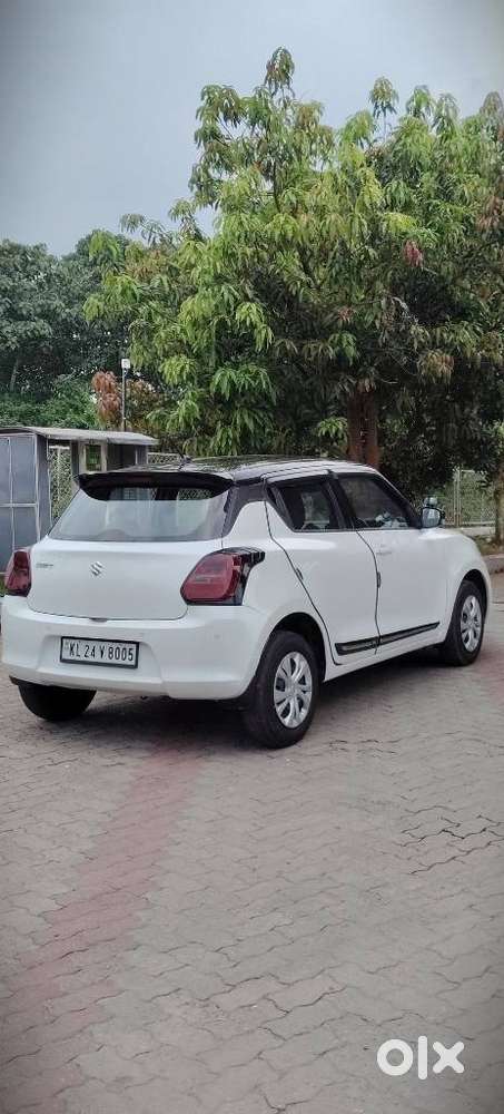 Maruti Suzuki Swift, 2022, Petrol