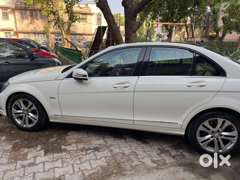 Mercedes-benz C Class 2011 Km Driven
