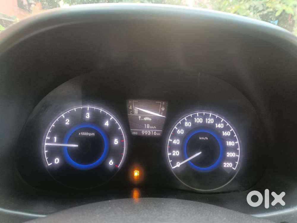 Hyundai Verna Fluidic 1.6 Crdi Sx, 2015, Diesel
