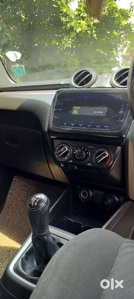 Maruti Suzuki Swift Vxi Abs Bsiv, 2023, Petrol