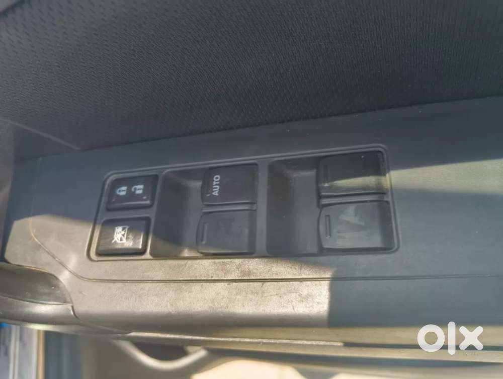 Maruti Suzuki Vitara Brezza Vdi, 2018, Diesel