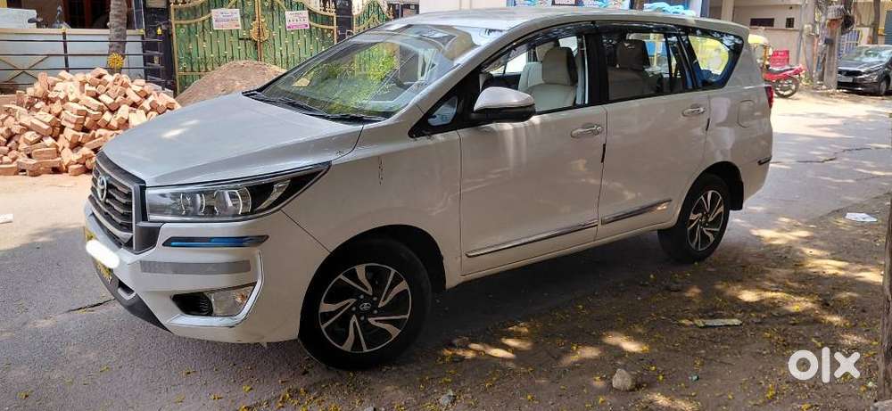 Toyota Innova Crysta 2.4 Gx Limited Edition 8 Str, 2024, Diesel