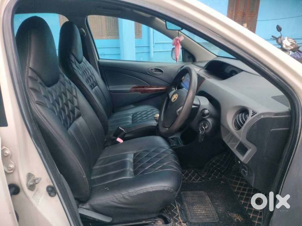 Toyota Etios, 2012, Petrol