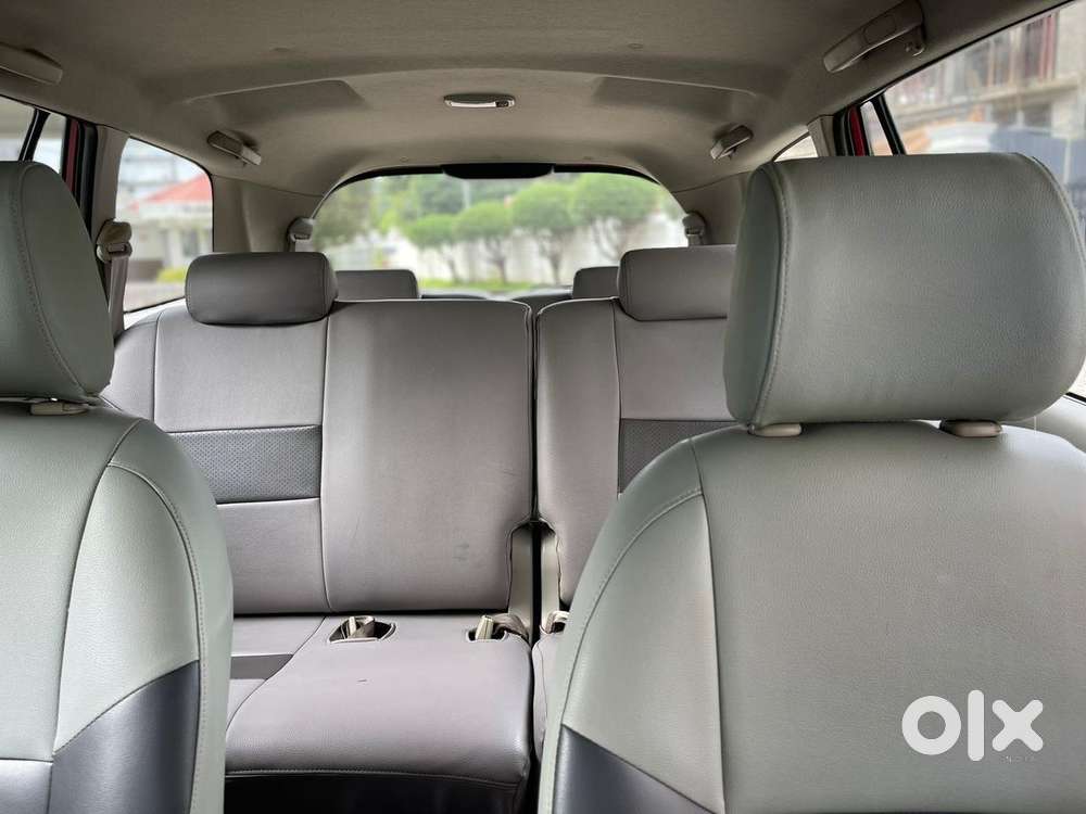 Toyota Innova 2.5 Vx 8 Str, 2012, Diesel