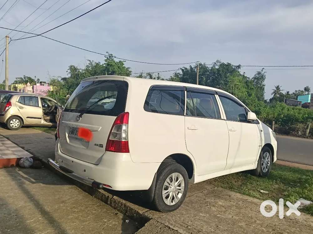 Toyota Innova 2.5 G 2013 Life Time Tax