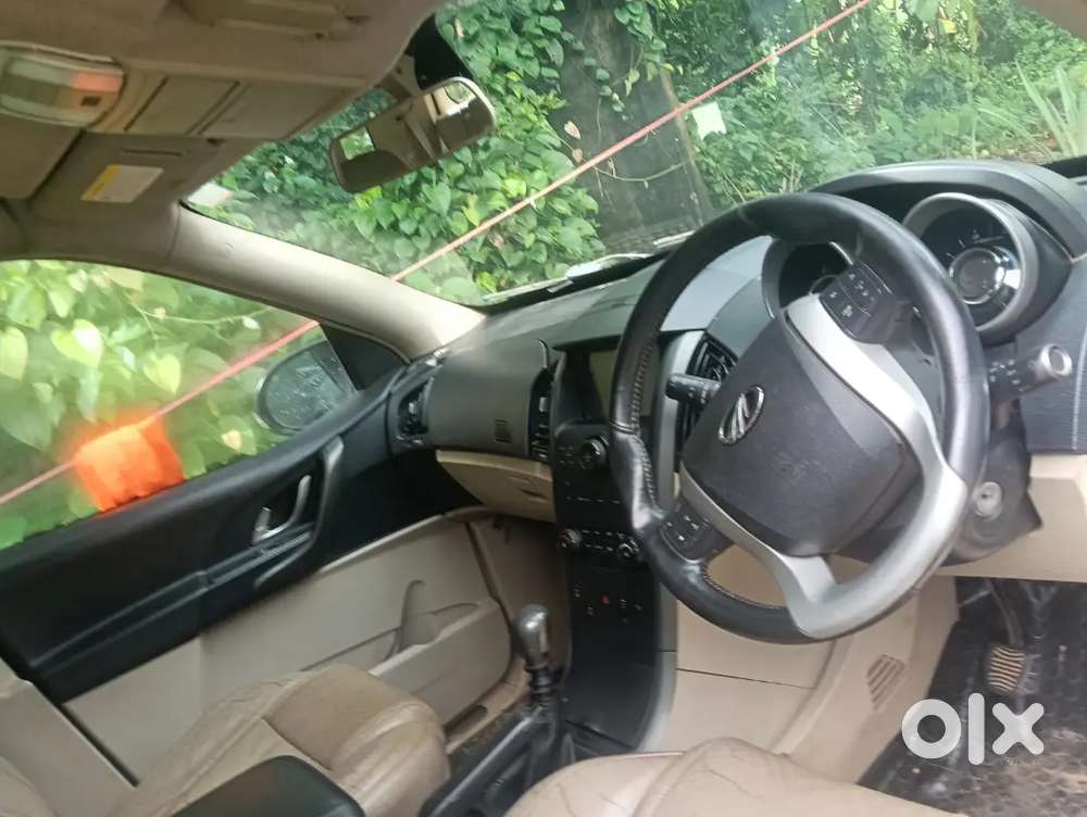 Mahindra Xuv500 2015 Diesel 169675 Km Driven