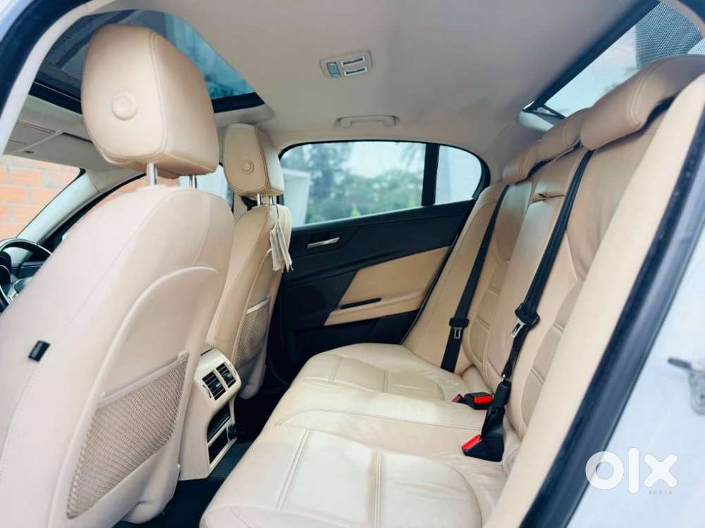 Jaguar Xe Prestige, 2017, Diesel