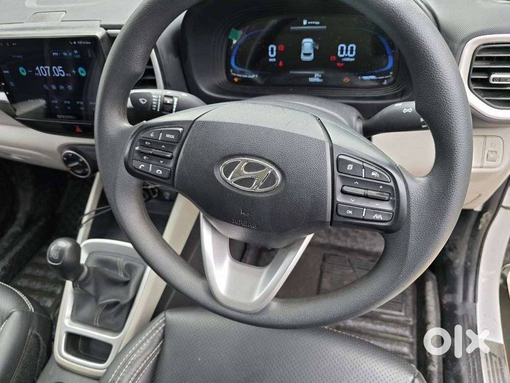 Hyundai Venue S 1.2 Petrol, 2024, Petrol