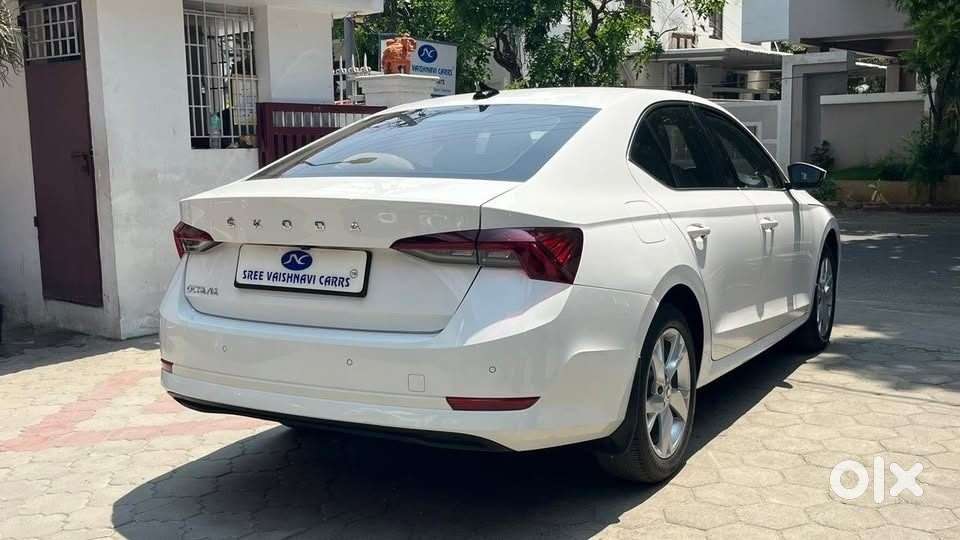 Skoda Octavia 2.0 Style Tsi At, 2021, Petrol