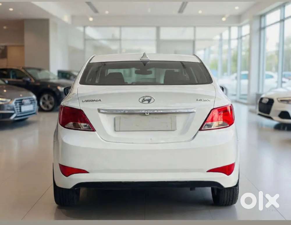 Hyundai Verna 2016 Petrol 86668 Km Driven