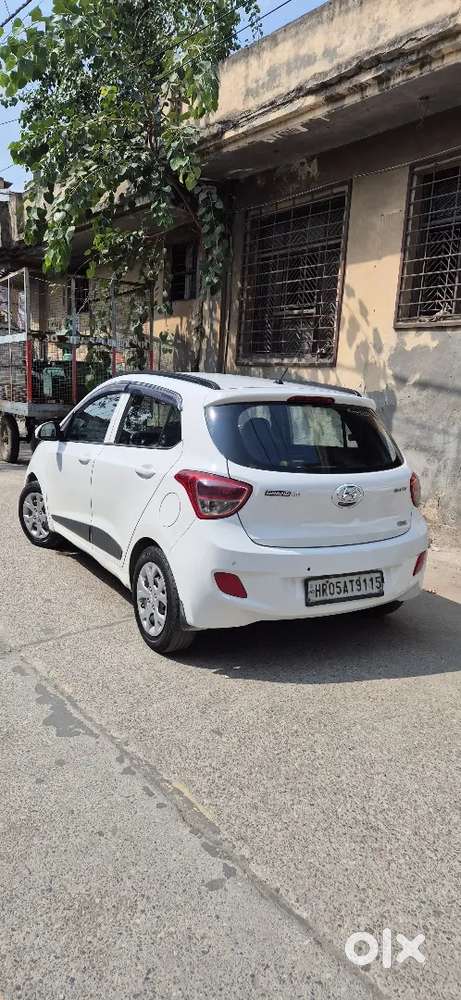 Hyundai Grand I10 Sportz 2016 Petrol Cng On Paper