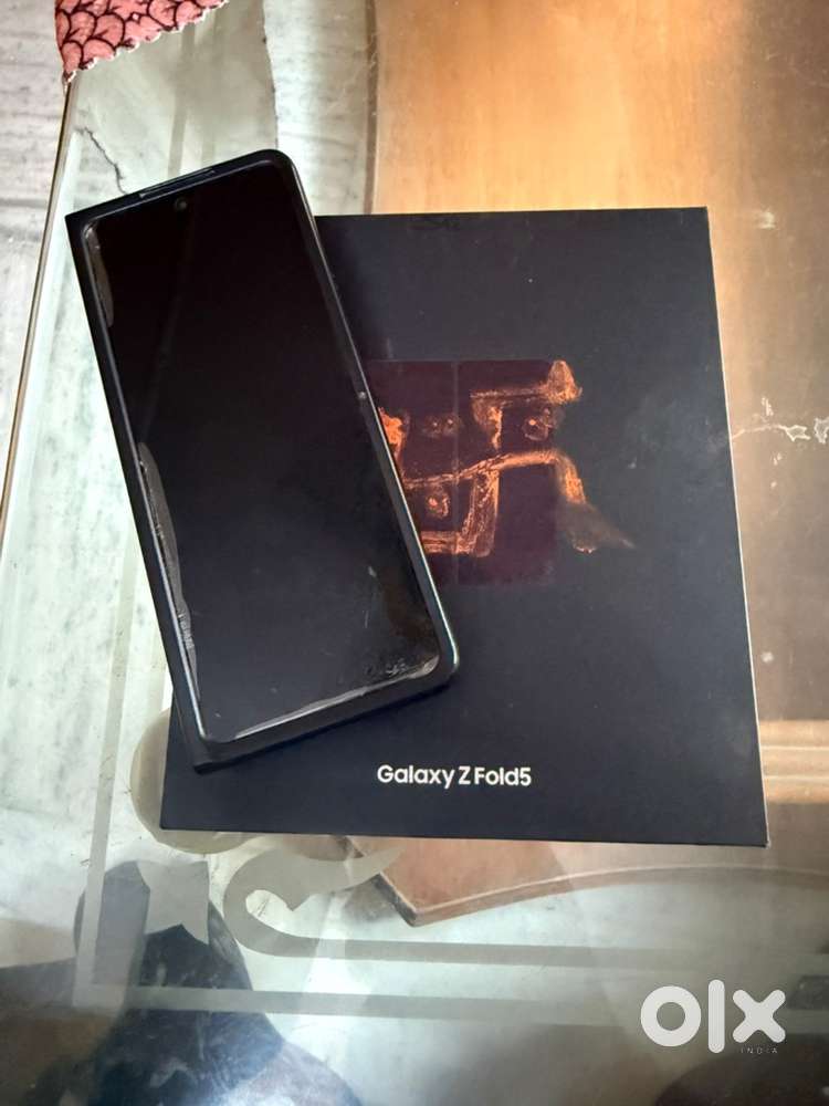 No dent no scratch 512 gb varient