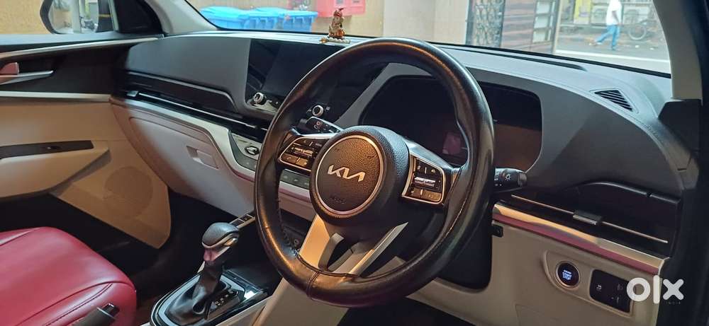 Kia Carens 1.4 Prestige Plus Turbo 7 Str, 2022, Petrol