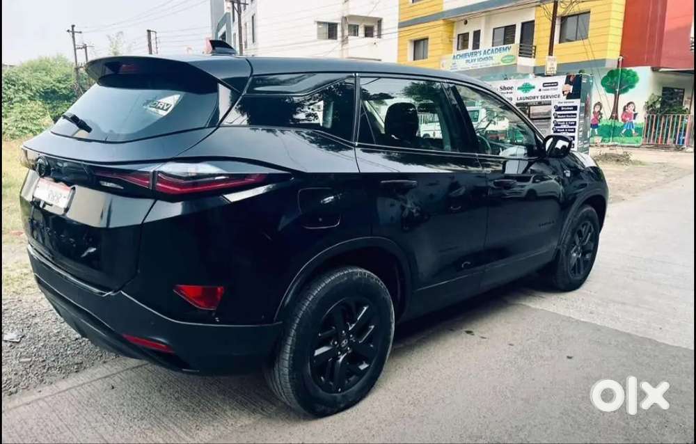 Showroom Condition Tata Harrier Sunroof