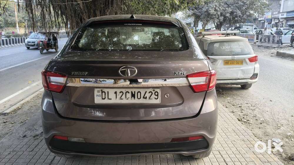 Tata Tigor Xza, 2018, Petrol