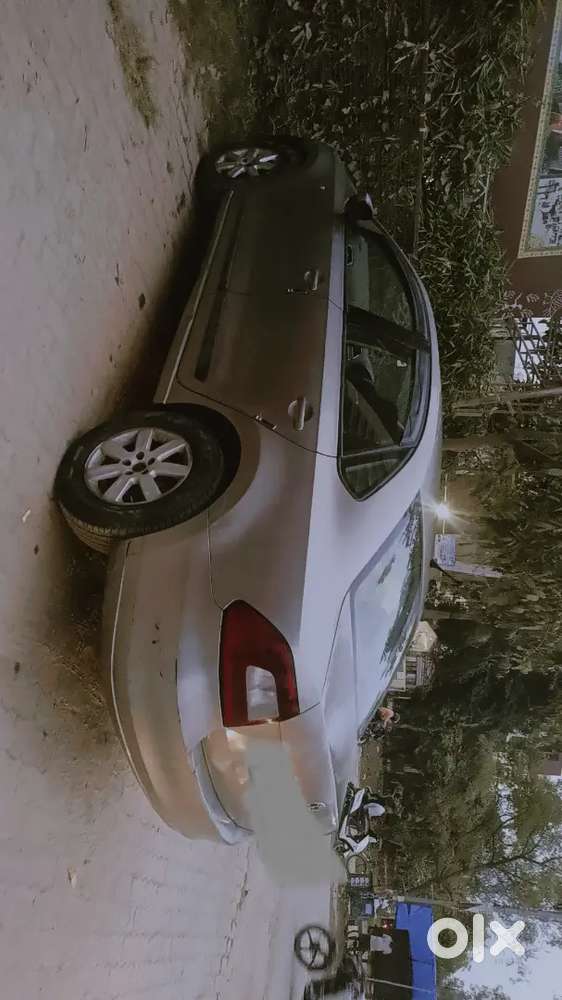 Skoda Rapid 2012
