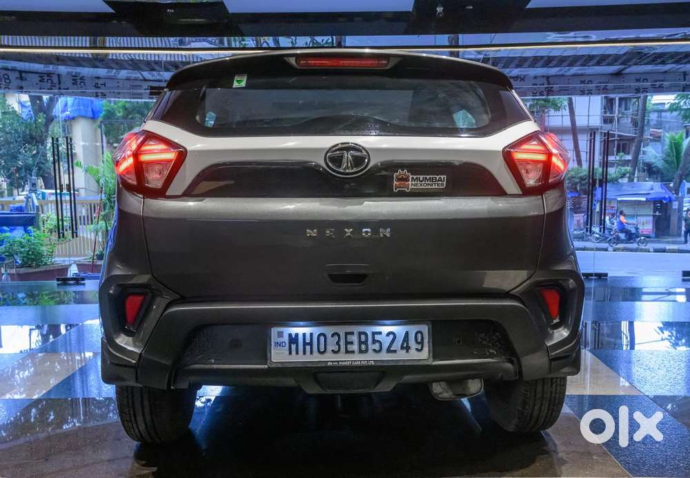 Tata Nexon 1.2 Revotron Xma Amt (s), 2023, Petrol