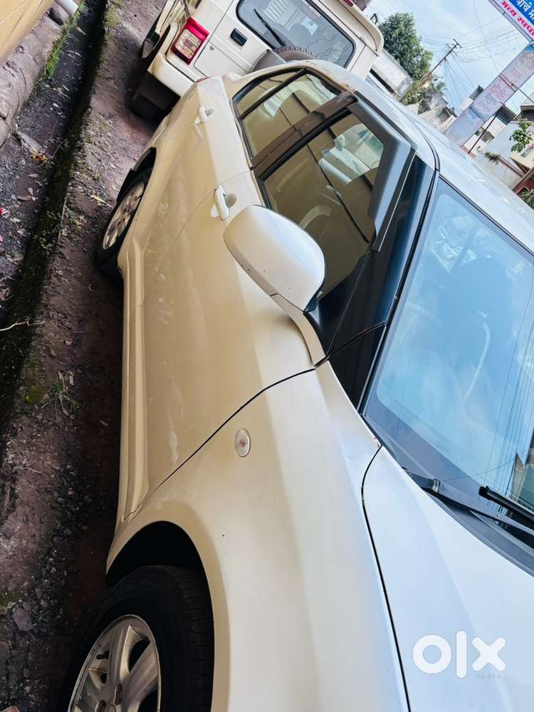 Maruti Suzuki Swift Dzire 2011 Petrol Well Maintained