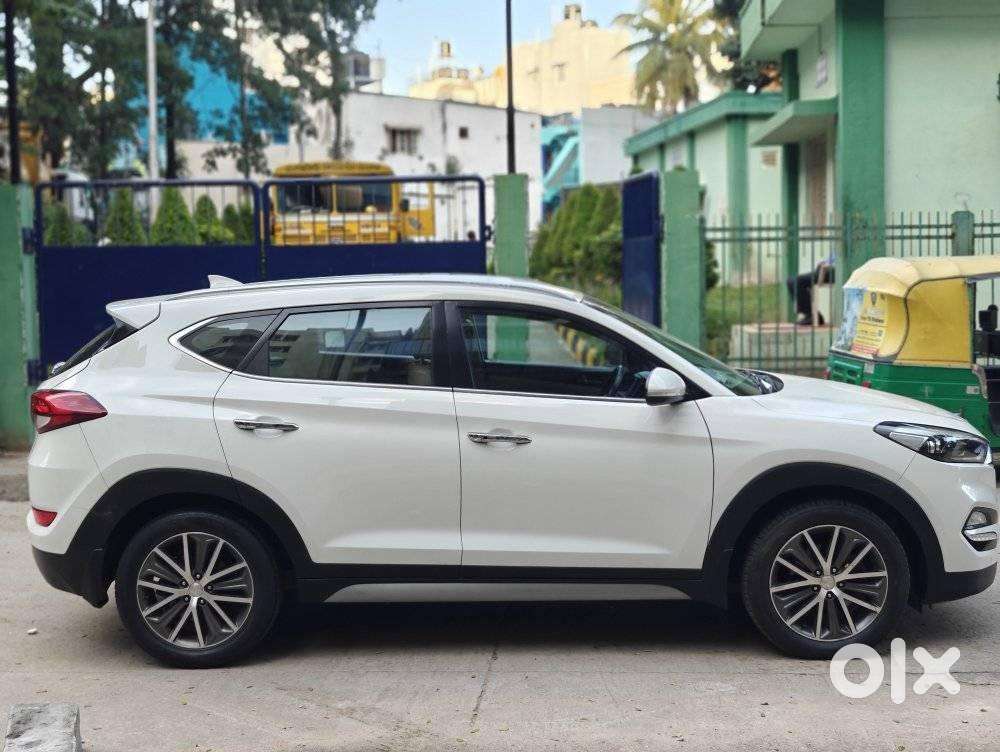 Hyundai Tucson 2.0 Signature 2WD Diesel AT, 2017, Diesel