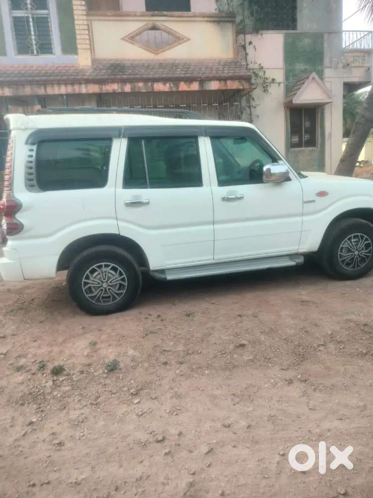 Mahindra Scorpio 2014 Diesel Manual