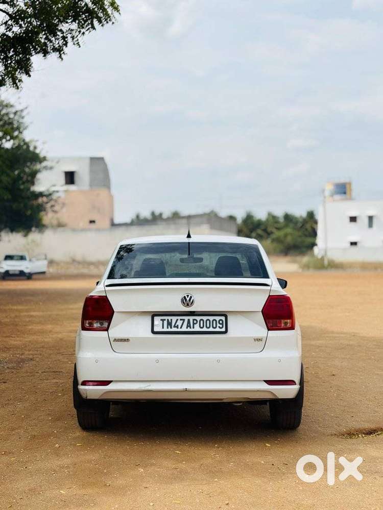 Volkswagen Ameo 1.5 Tdi Highline At 16 Alloy, 2018, Diesel