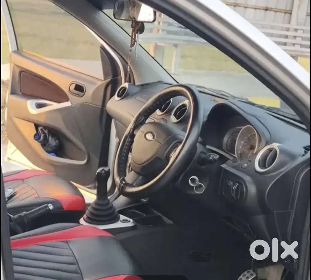 Ford Figo 2010. Rate Rs 1,60,000.diesel 98500 Km Driven