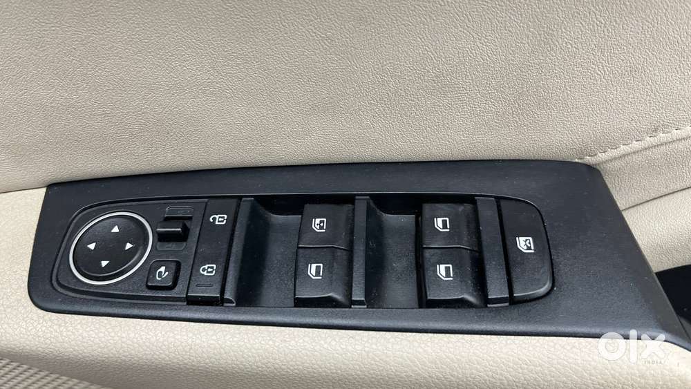 Kia Carens 1.4 Luxury Plus Dct 7 Str, 2022, Petrol