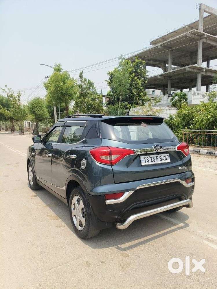Mahindra Xuv300 W6, 2022, Petrol