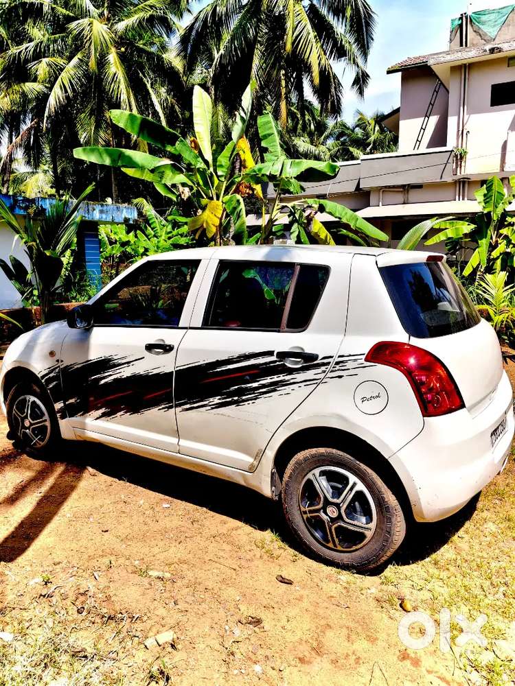 Maruti Suzuki Swift Vxi 2010