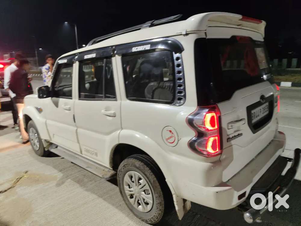 Mahindra Scorpio Classic 2016 Diesel Manual