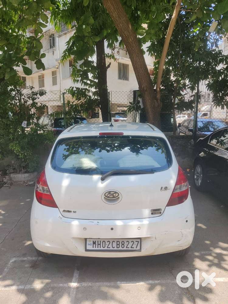 Hyundai I20 2011 Cng & Petrol Good Condition