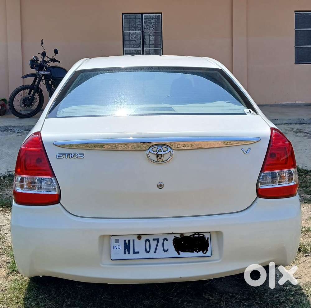 Toyota Etios Petrol Manual 2nd 2014