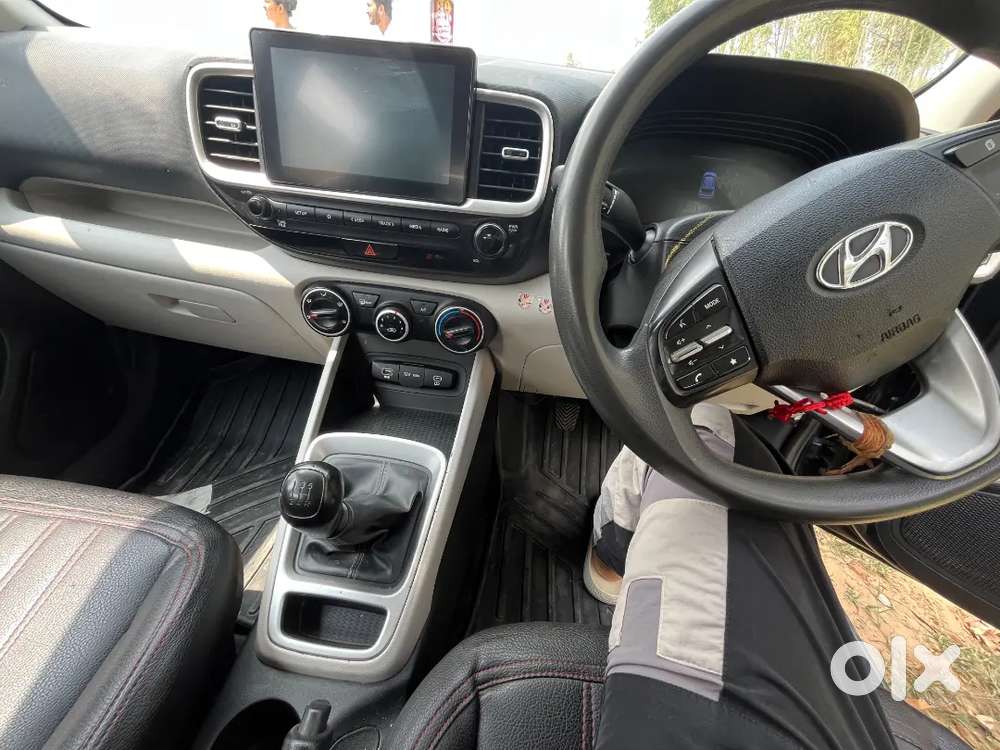 Hyundai Venue Mt Petrol 2024