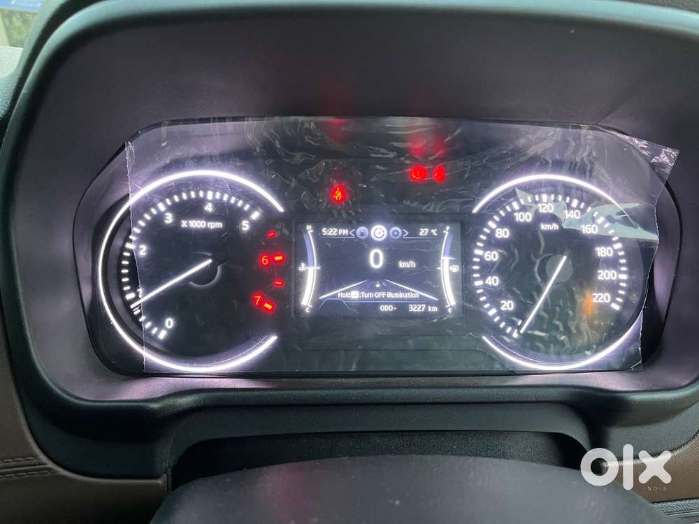Mahindra Scorpio N Z4 Petrol Mt 7 Str (e), 2025, Petrol