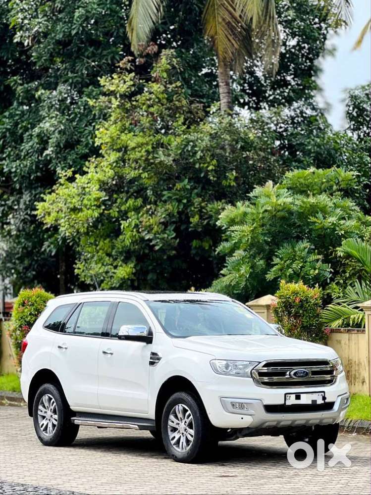 Ford Endeavour 3.2 Titanium At 4x4, 2017, Diesel