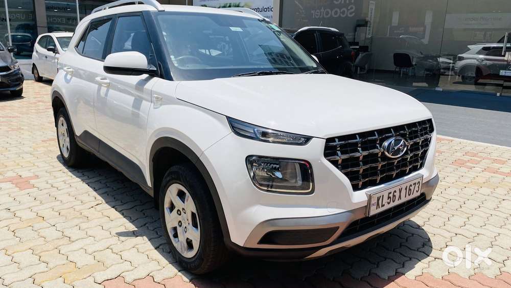 Hyundai Venue S Mt 1.2 Kappa, 2022, Petrol