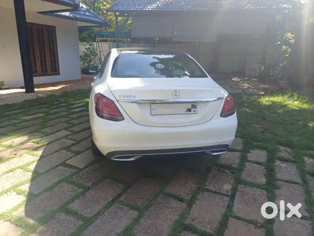 Mercedes-benz C220d 2019  1st Owner  83,000 Km  Excellent Condition